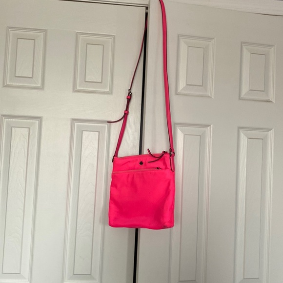 kate spade Handbags - Kate Spade Crossbody